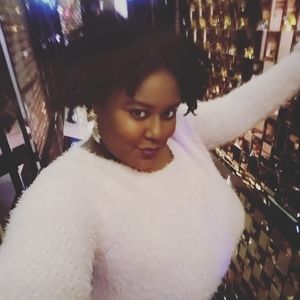 Meet your Posher, Ebbi